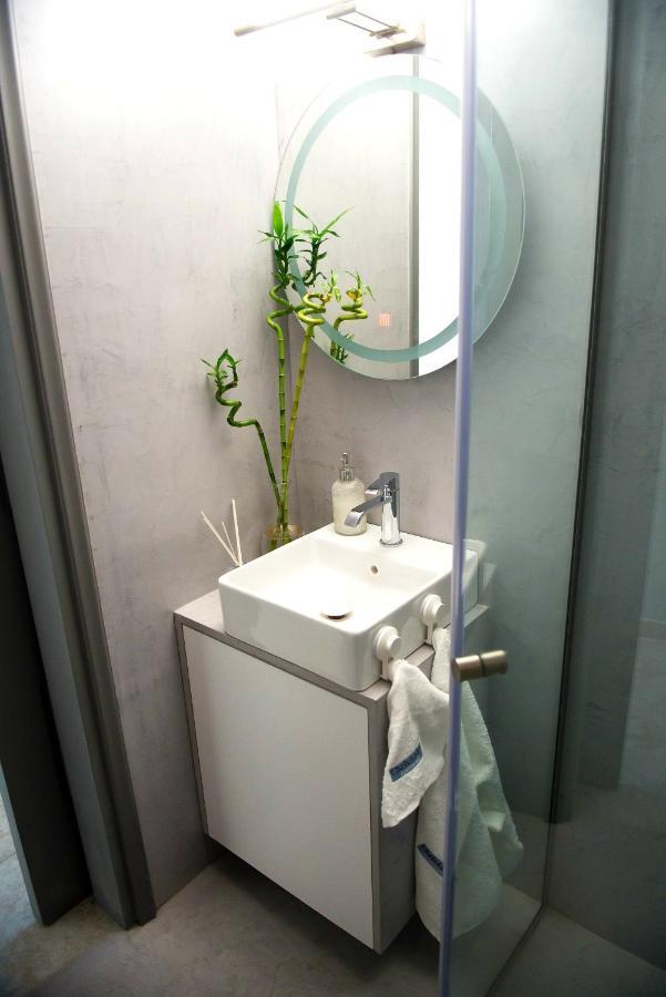 Chrisandro Apartments Athens Ngoại thất bức ảnh